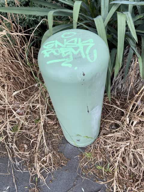 Graffiti, a report photo