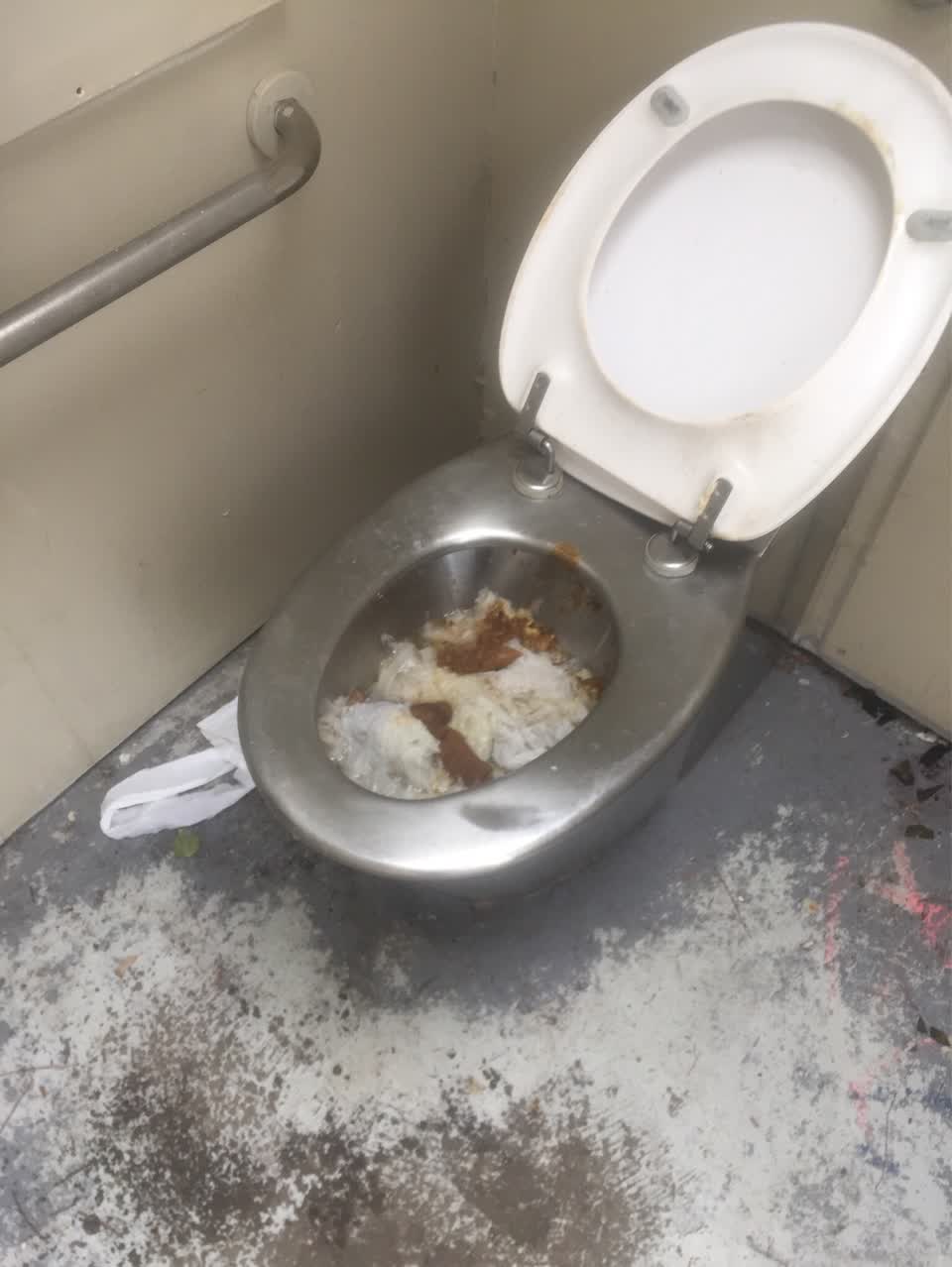 The photograph attached to this parks report