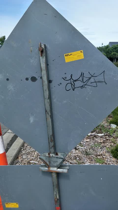 Graffiti, a report photo