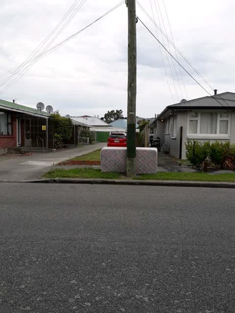 Rubbish/Recycling, a report photo