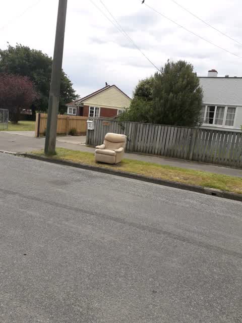 Rubbish/Recycling, a report photo