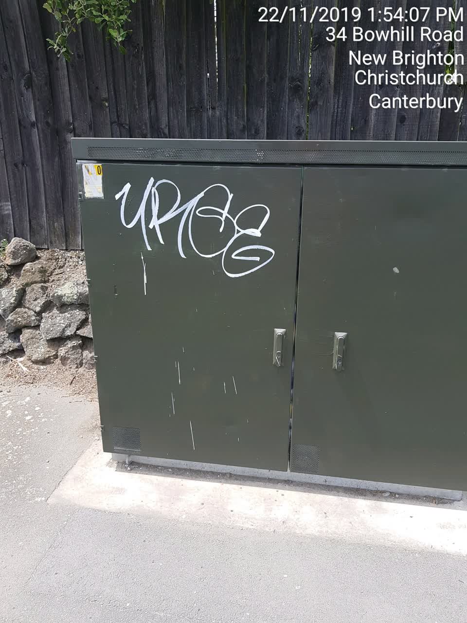 The photograph attached to this graffiti report