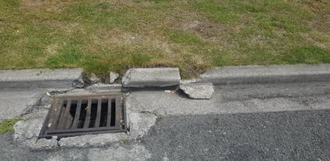 Roading/Streets, a report photo