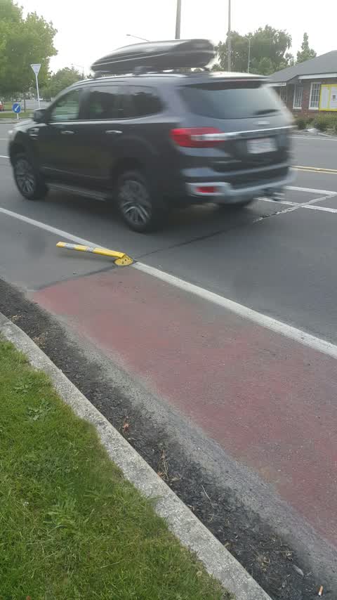 Roading/Streets, a report photo