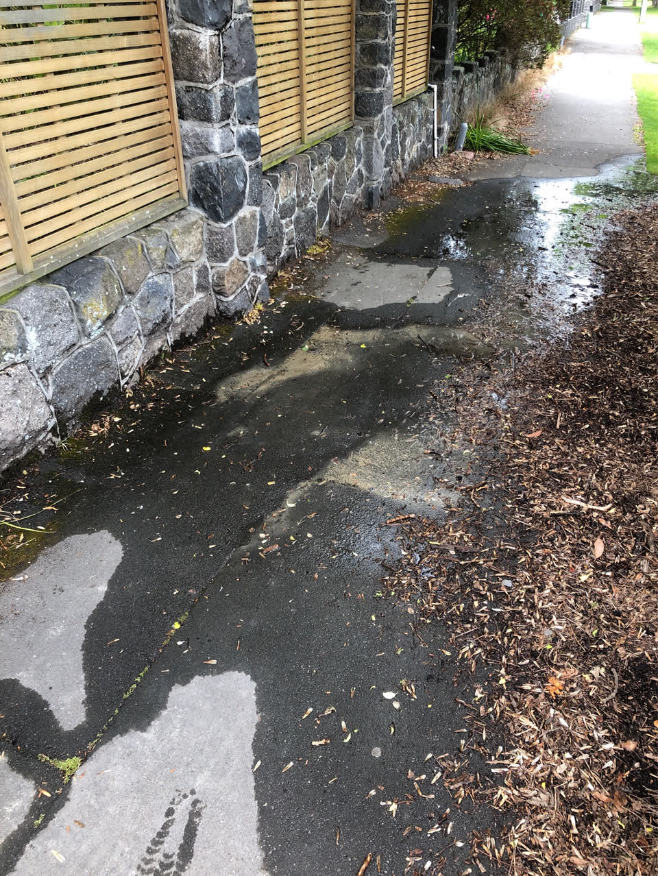 The photograph attached to this water supply report