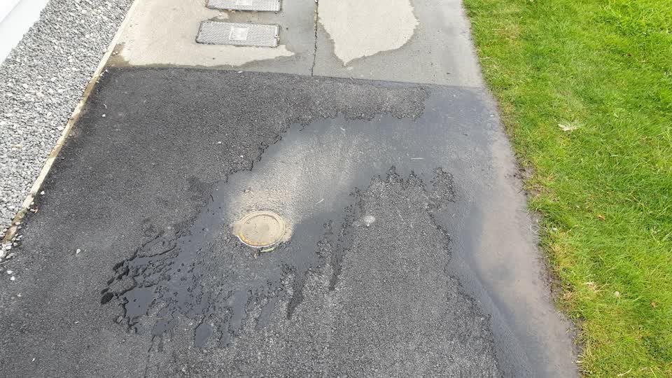 The photograph attached to this water supply report
