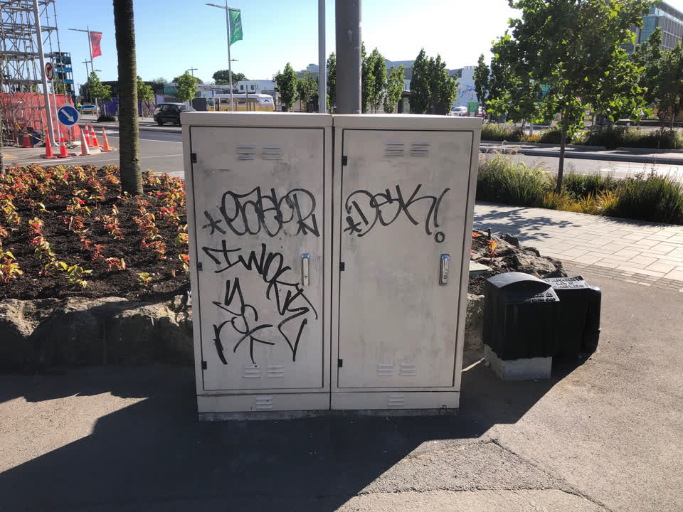 The photograph attached to this graffiti report