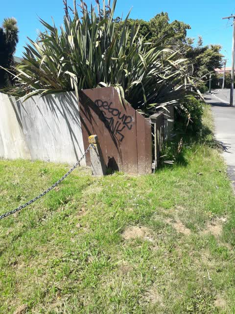 Graffiti, a report photo