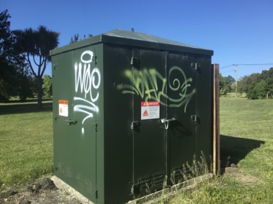 The photograph attached to this graffiti report
