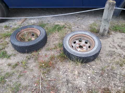 Rubbish/Recycling, a report photo