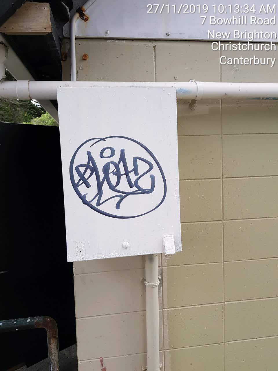 The photograph attached to this graffiti report