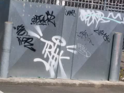 Graffiti, a report photo