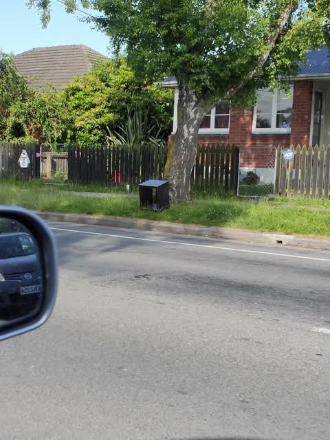 Rubbish/Recycling, a report photo