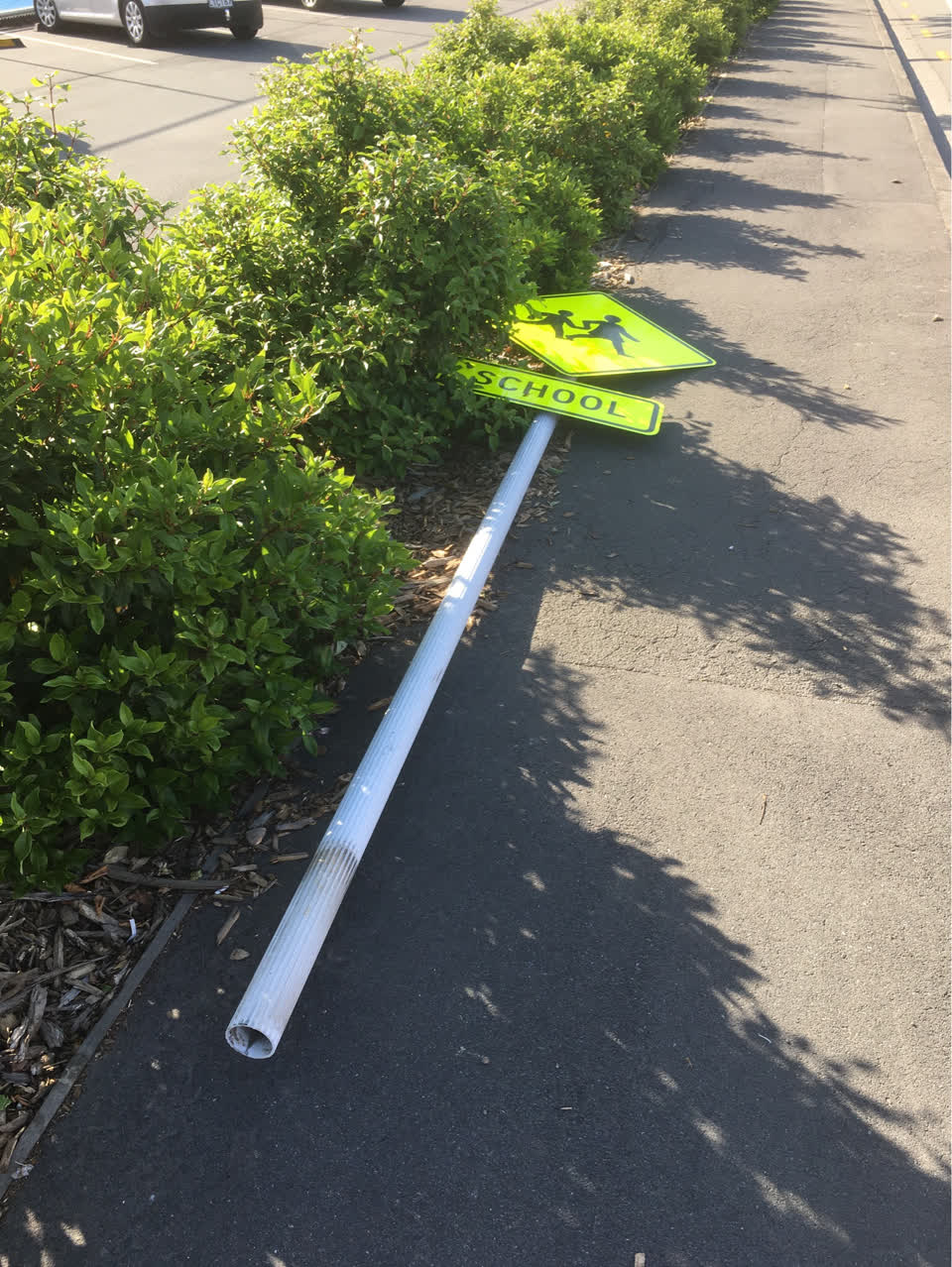 The photograph attached to this roading/streets report