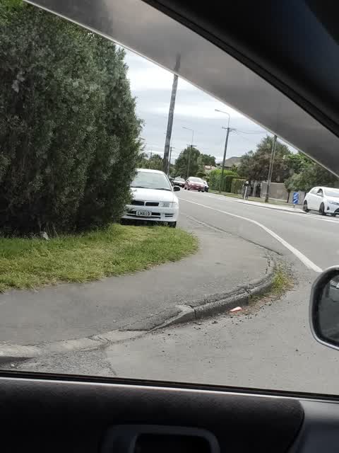 Roading/Streets, a report photo