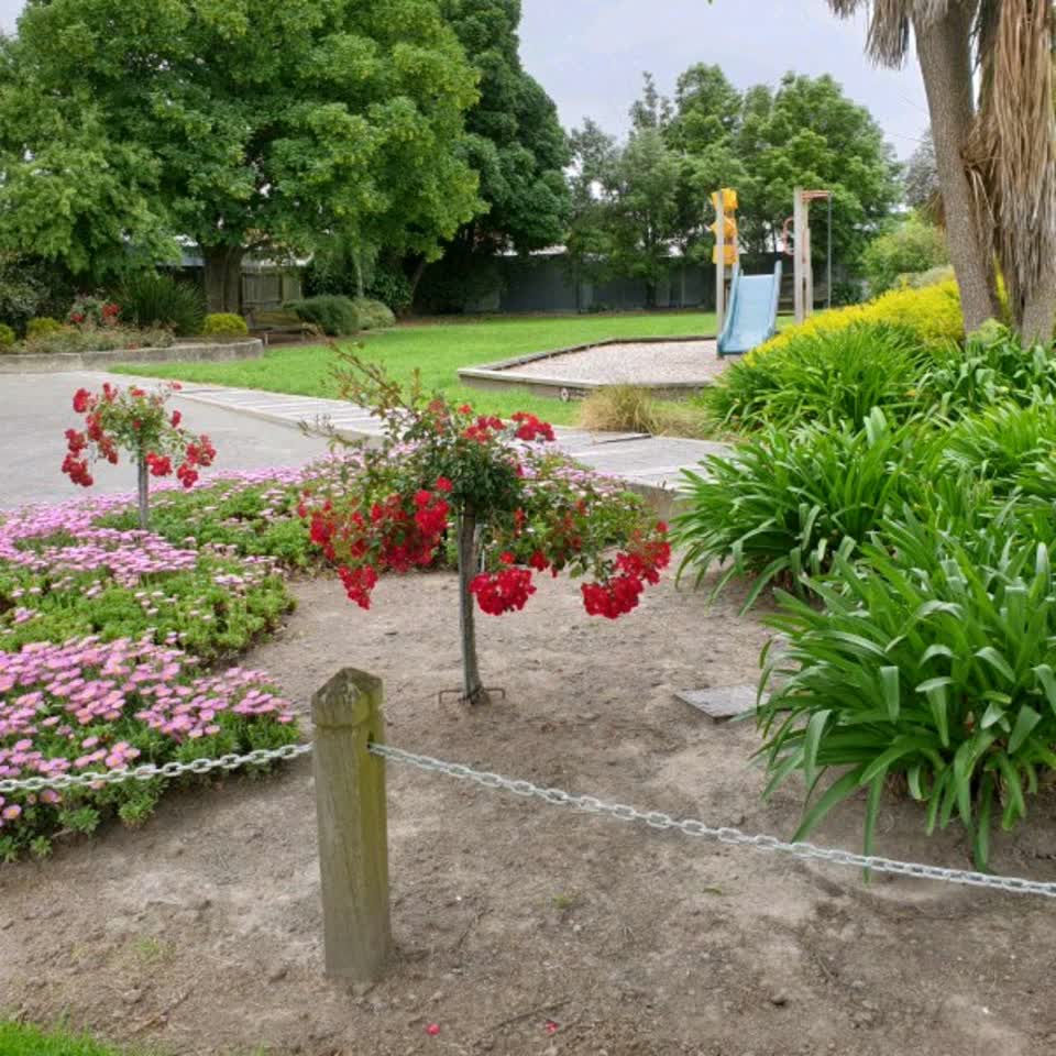 The photograph attached to this parks report