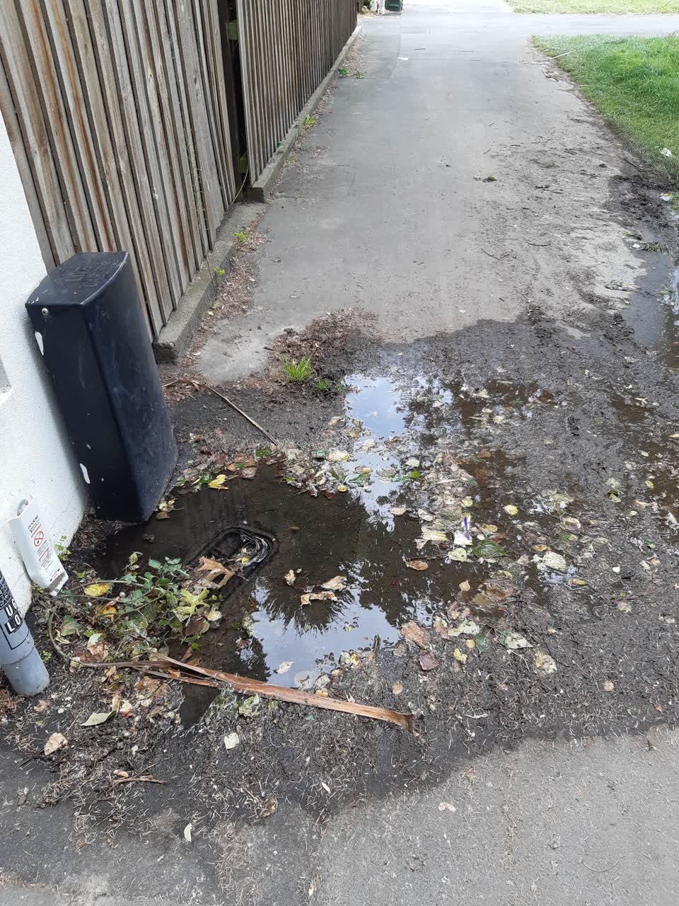 The photograph attached to this water supply report
