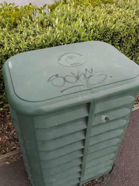 Graffiti, a report photo