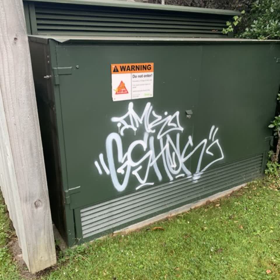 The photograph attached to this graffiti report