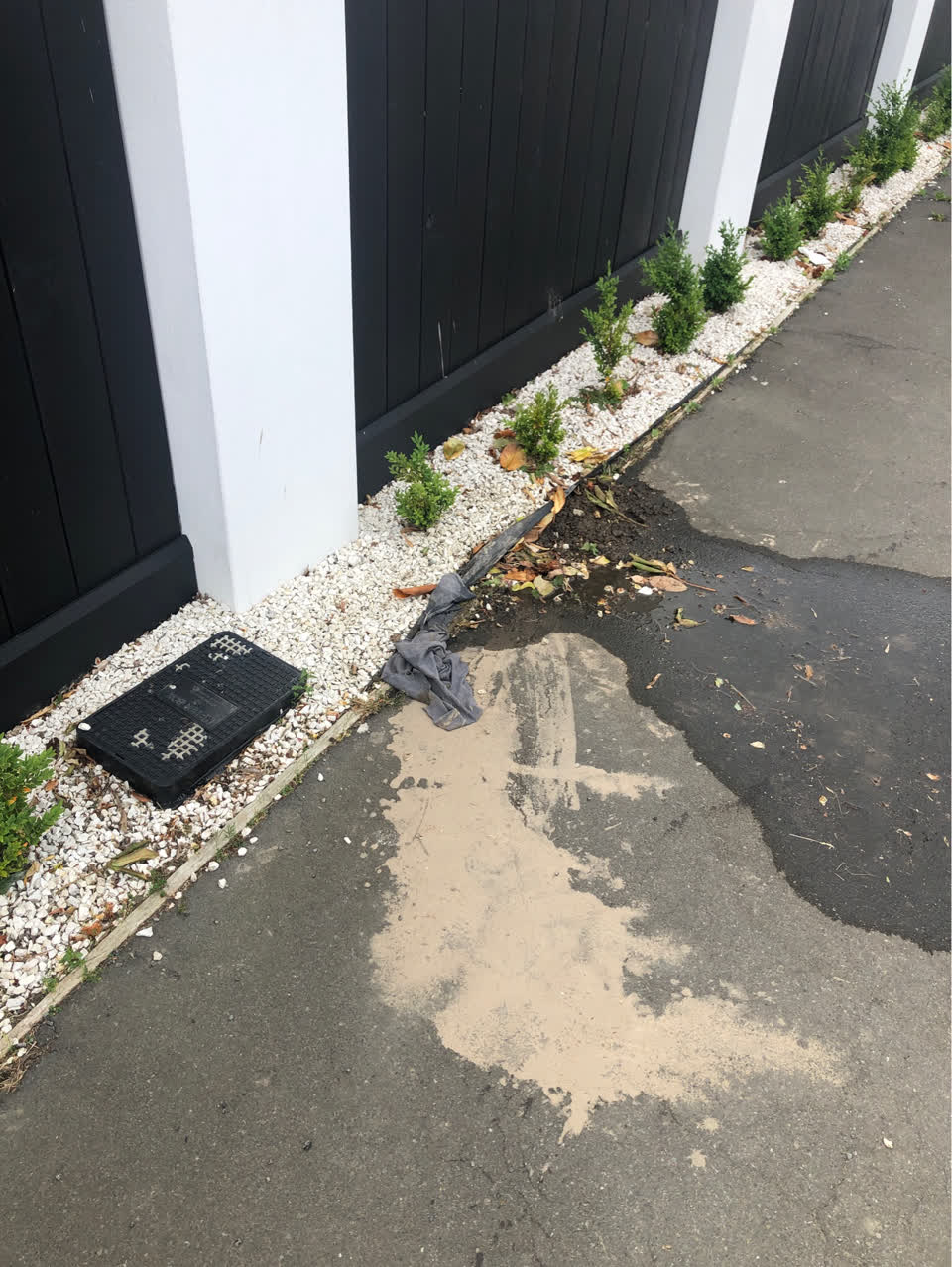 The photograph attached to this water supply report