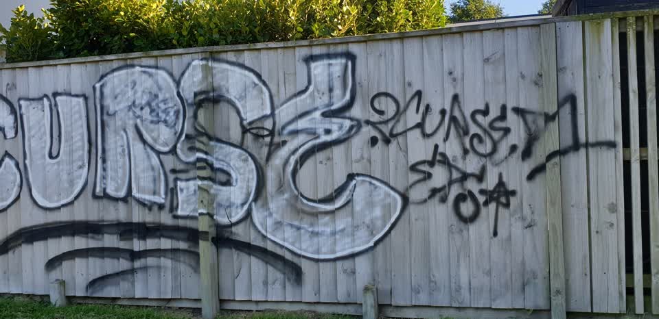 The photograph attached to this graffiti report