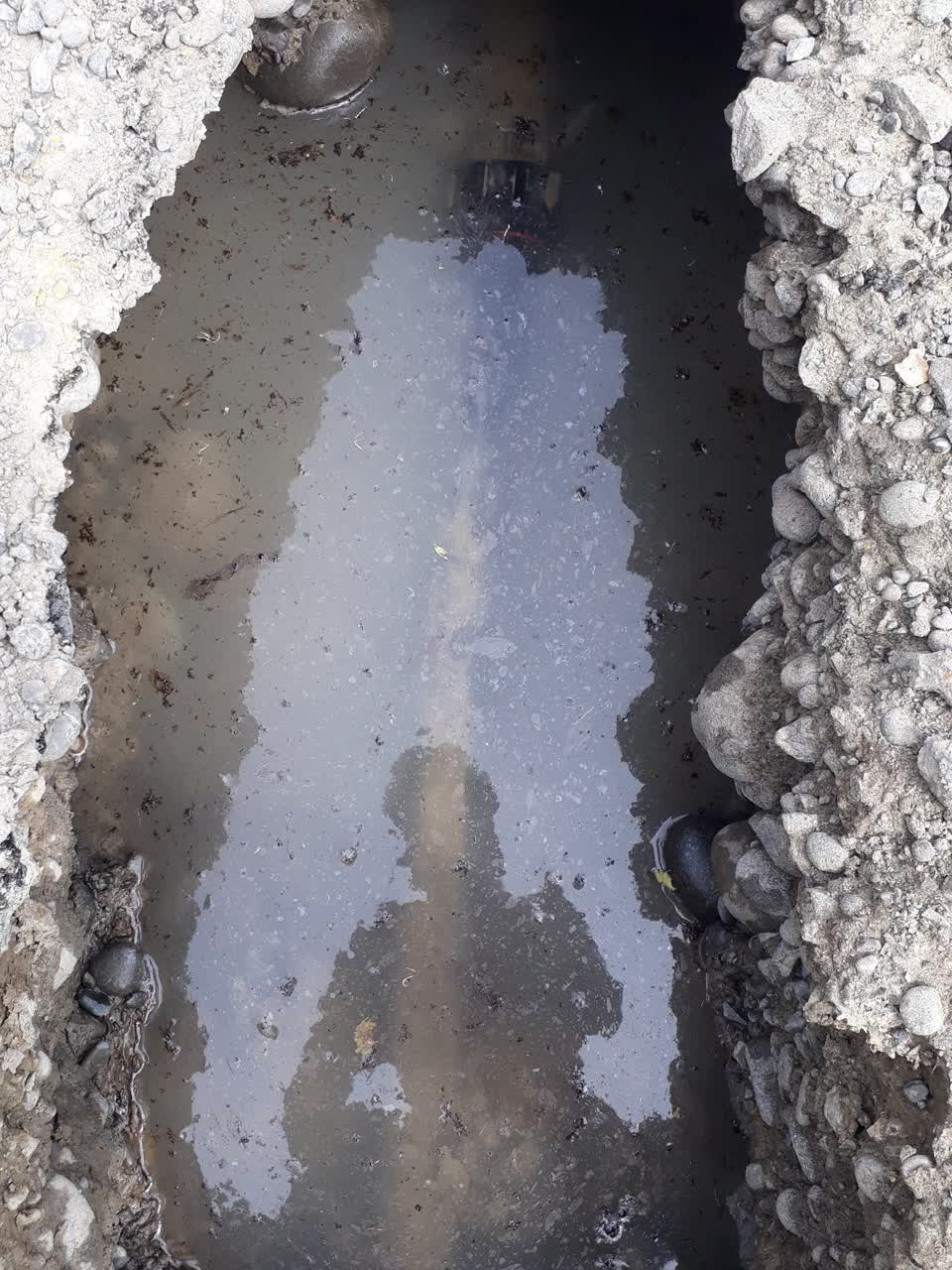 The photograph attached to this water supply report