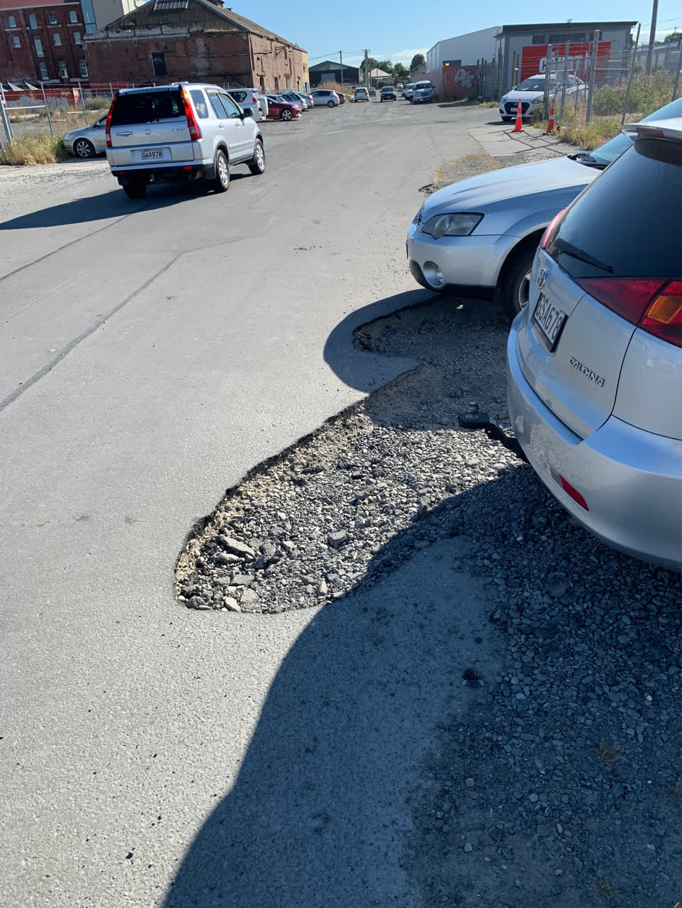 The photograph attached to this roading/streets report