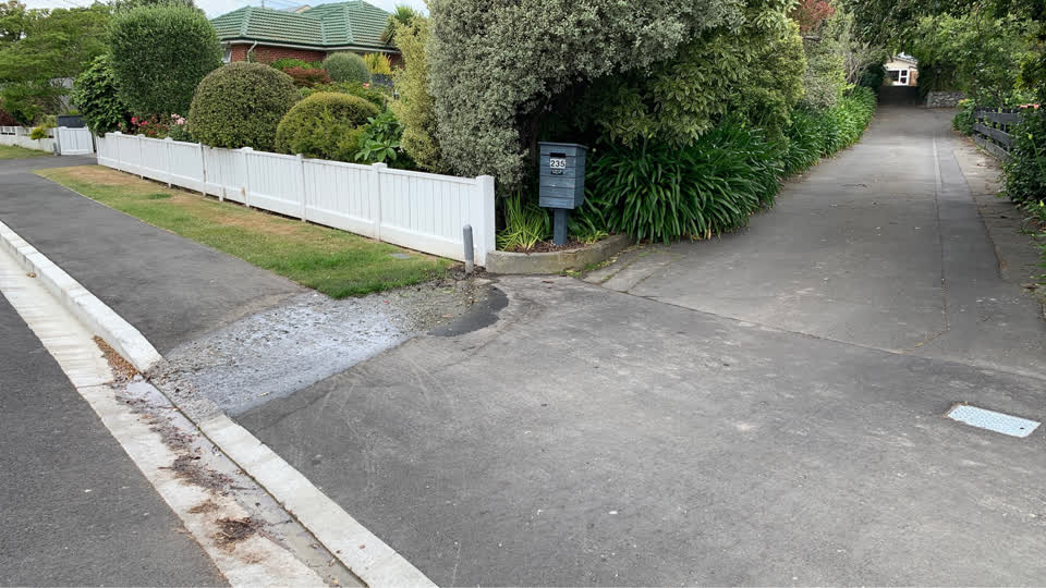 The photograph attached to this water supply report