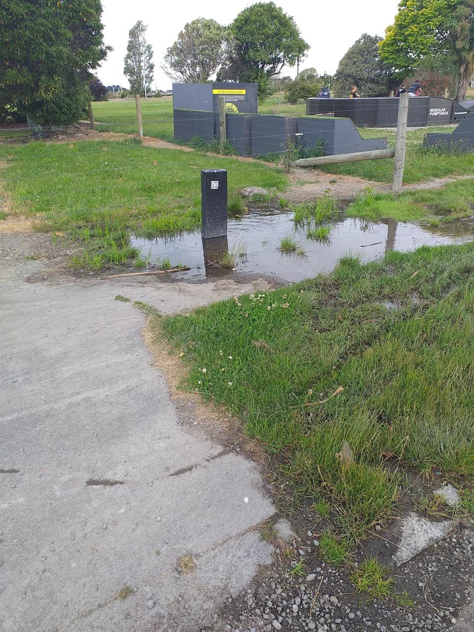 The photograph attached to this water supply report