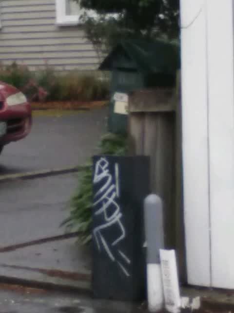 Graffiti, a report photo