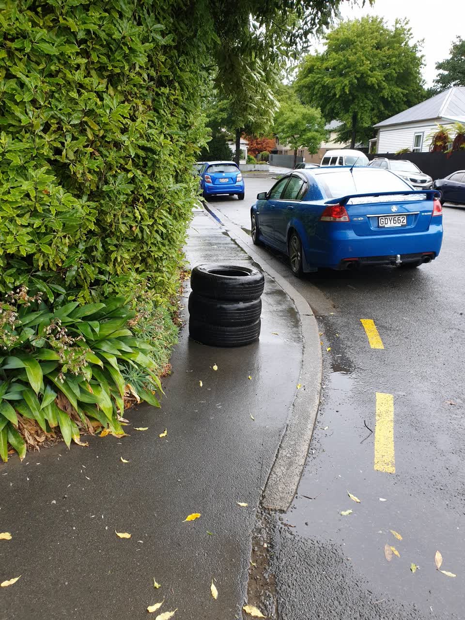 The photograph attached to this roading/streets report