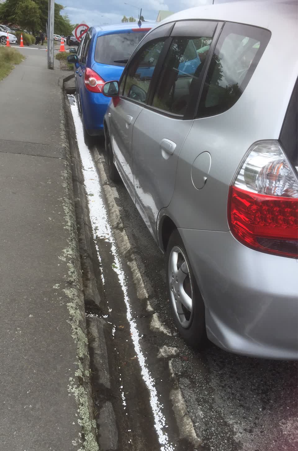 The photograph attached to this roading/streets report