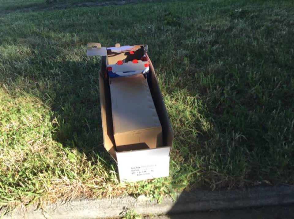 The photograph attached to this rubbish/recycling report