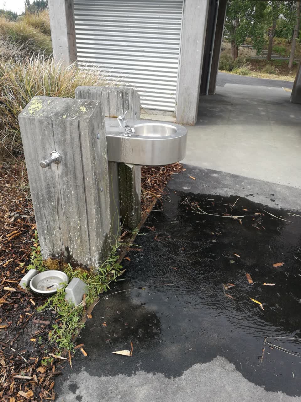 The photograph attached to this water supply report