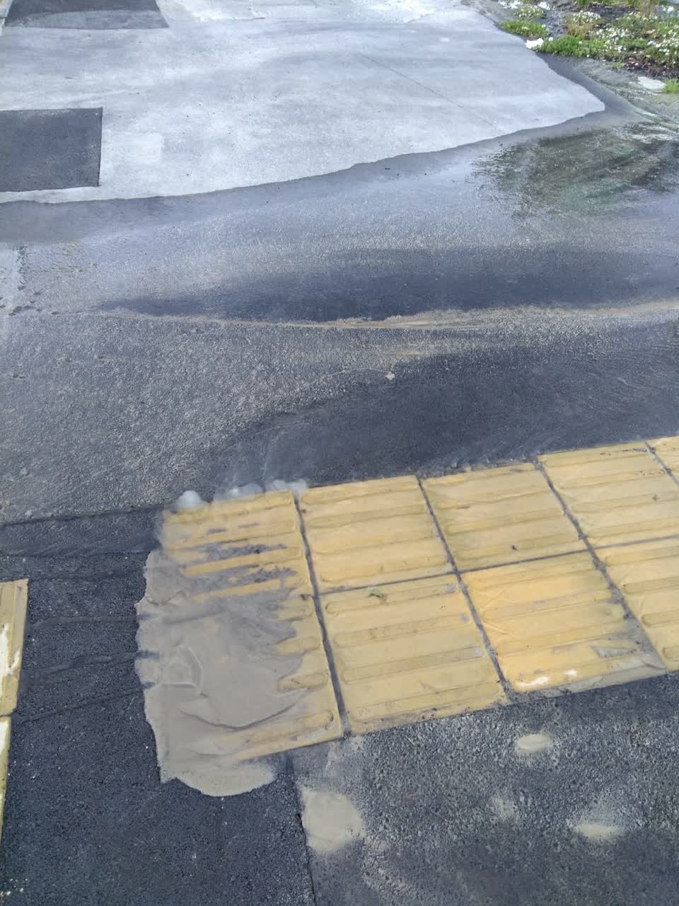 The photograph attached to this water supply report