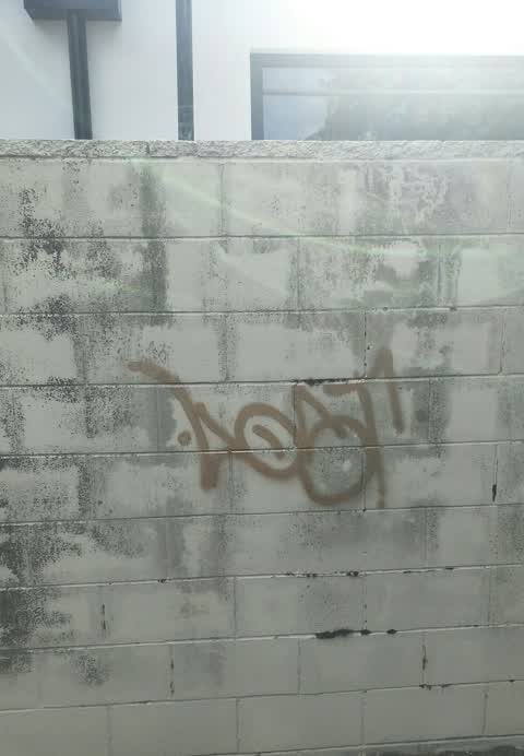 Graffiti, a report photo