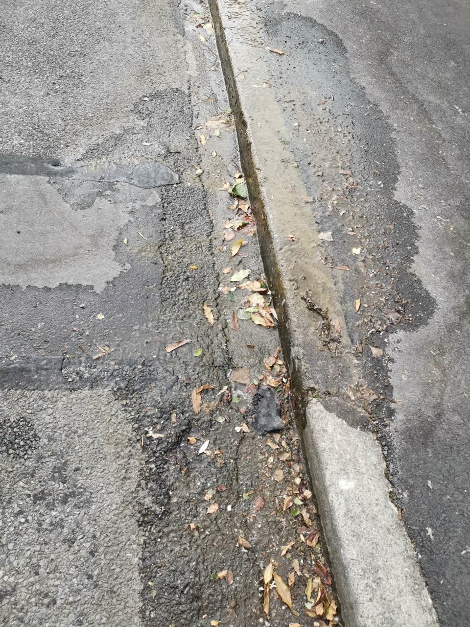 The photograph attached to this water supply report