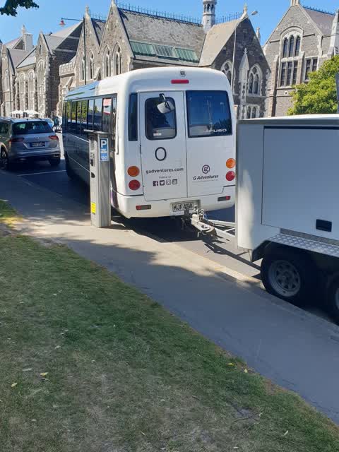 Roading/Streets, a report photo