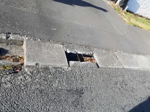 Roading/Streets, a report photo