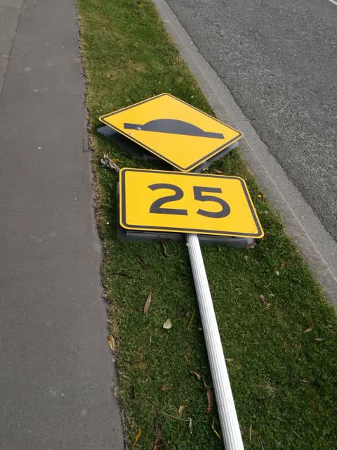 Roading/Streets, a report photo