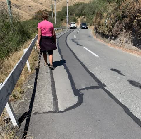Roading/Streets, a report photo