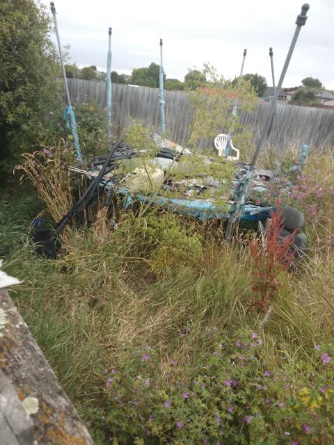 Rubbish/Recycling, a report photo