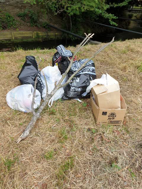 Rubbish/Recycling — a report photo