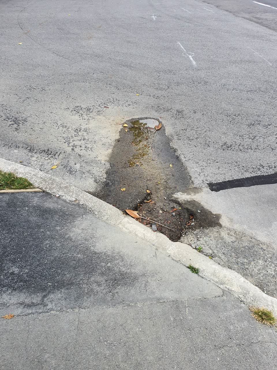 The photograph attached to this water supply report