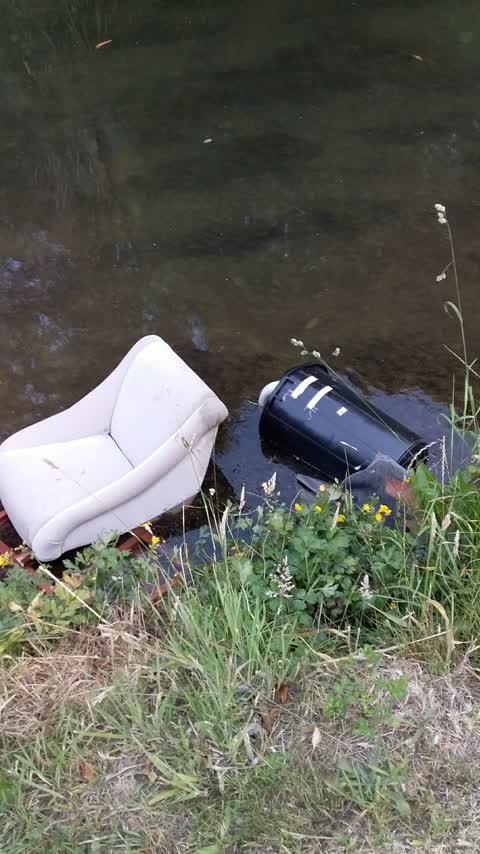 Rubbish/Recycling — a report photo