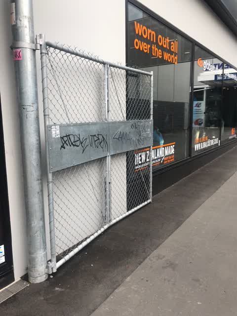 Graffiti, a report photo