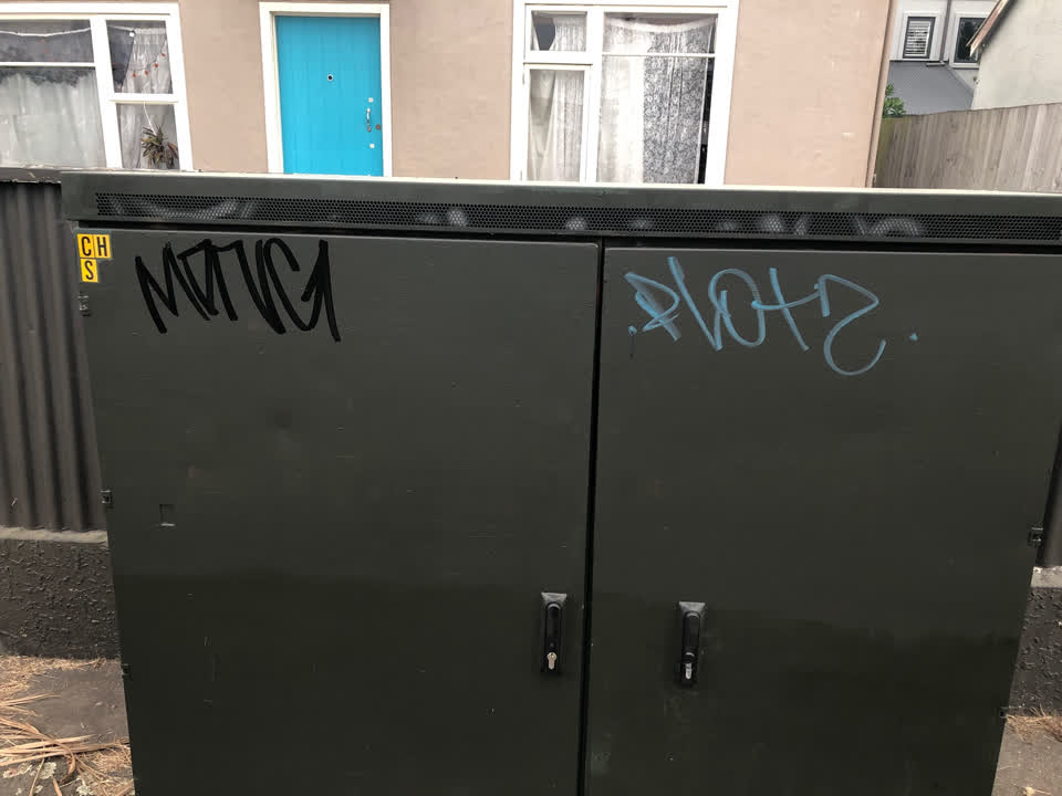 The photograph attached to this graffiti report