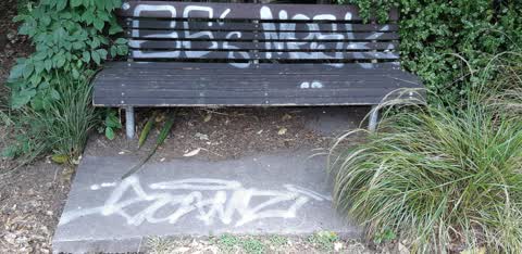 Graffiti, a report photo