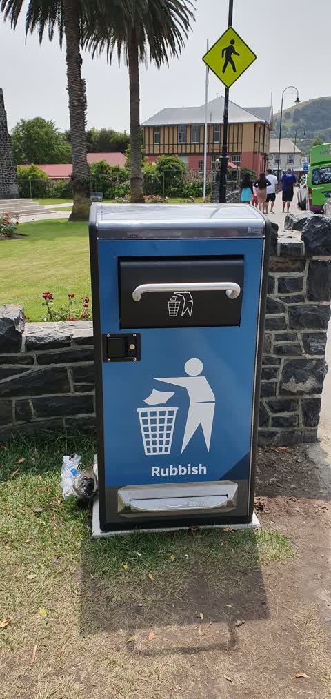 Rubbish/Recycling — a report photo