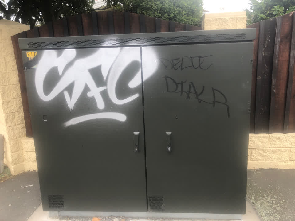 The photograph attached to this graffiti report